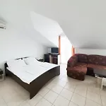 Гостевой дом Prajo, 3*