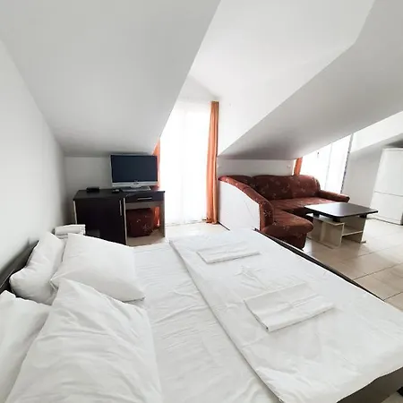 Prajo, Pensjonat Orebić