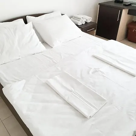 Prajo, 3*