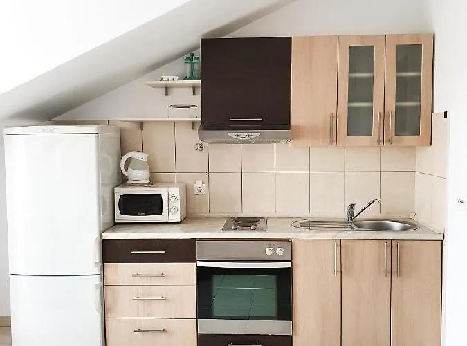 Prajo, 3* Orebić